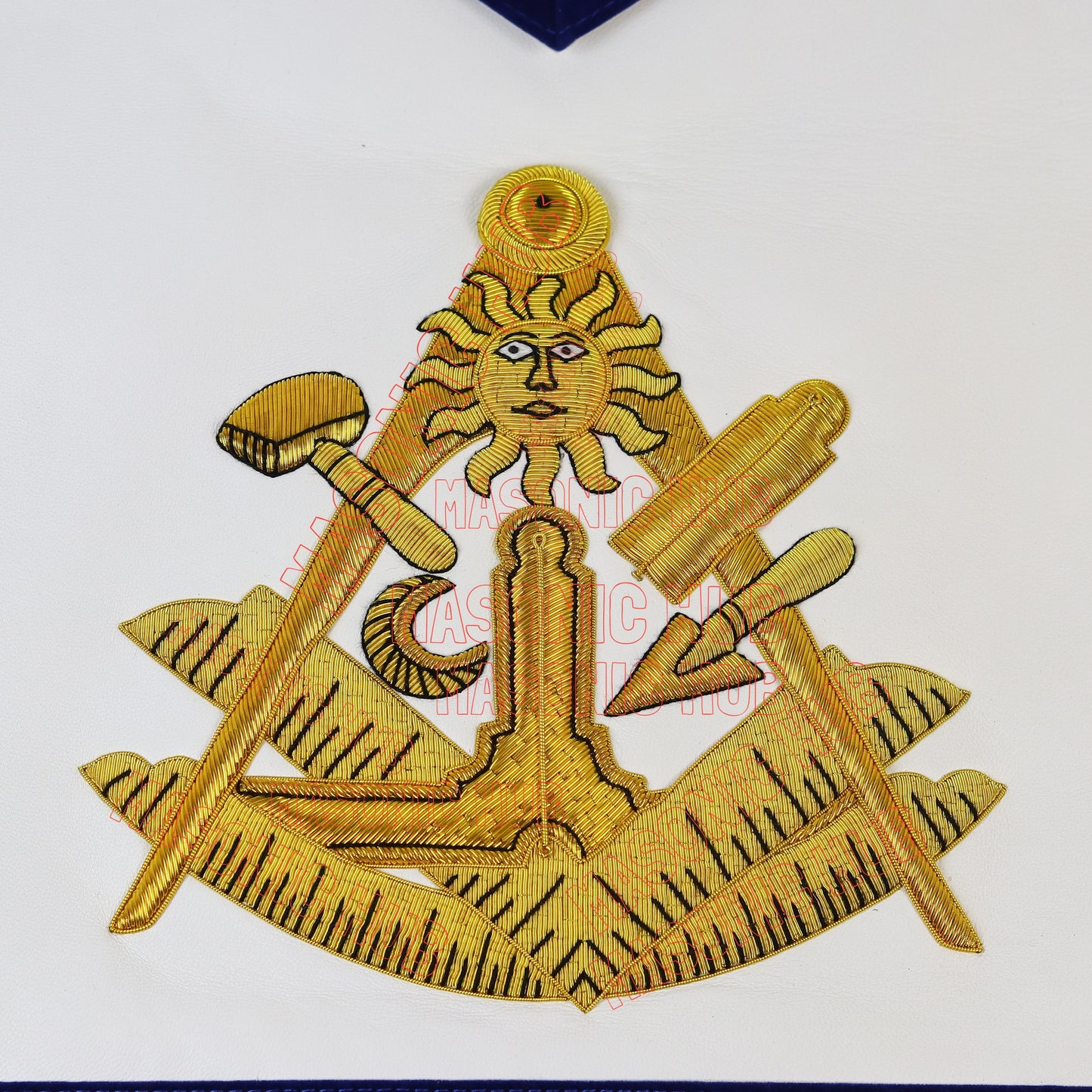 Paul Revere Jewel Past Master Masonic Apron – 100% Lambskin – Texas Regulation – Hand-Embroidered Gold Bullion – Blue Lodge Regalia