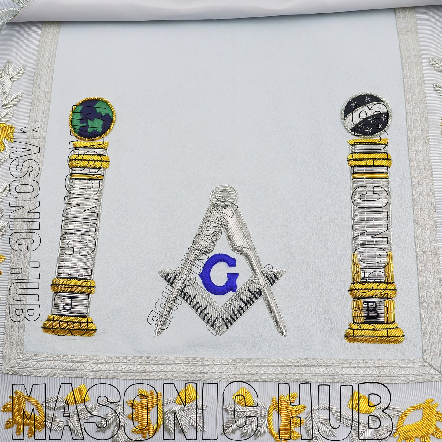 EXQUISITE MASONIC REGALIA MASTER MASON SHEEP APRON – ALL WHITE HAND EMBROIDERED