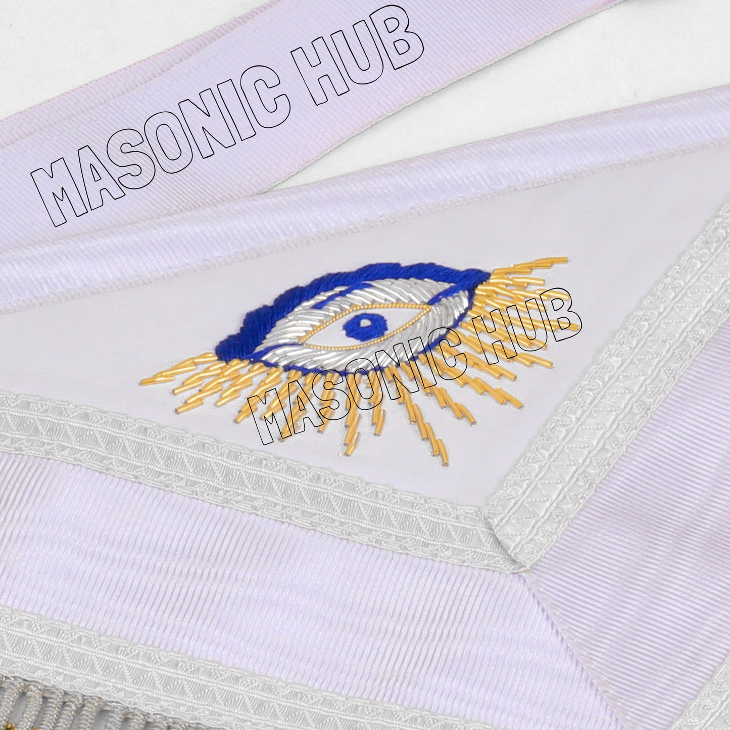 MASONIC REGALIA PAST MASTER SHEEP APRON ALL WHITE HAND EMBROIDERED +CHAIN COLLAR WITH JEWEL